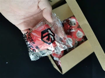 Trobr kohandatav pakend Isekleepuv spordiside